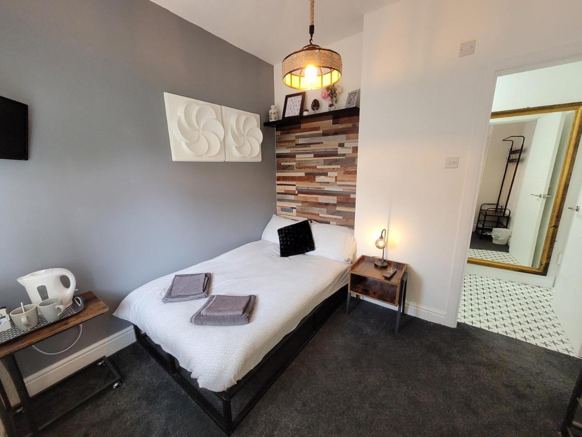 Room@87 Ellesmere Port Exterior photo
